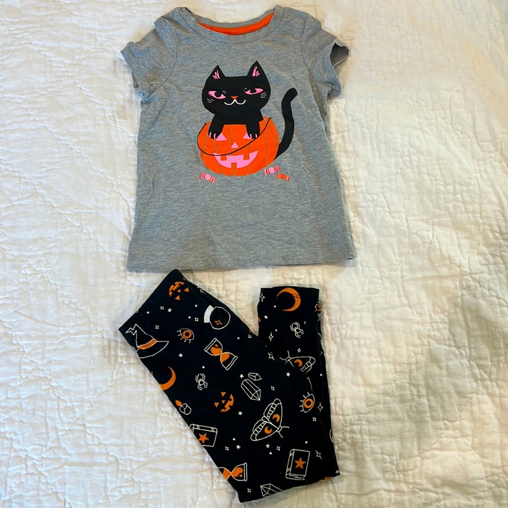 Cat & Jack Halloween 2 piece set t-shirt and leggings 3t